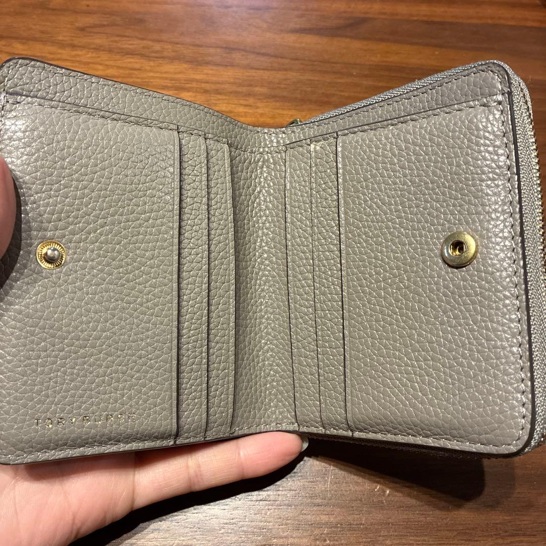 Tory Burch グレー 二つ折り財布