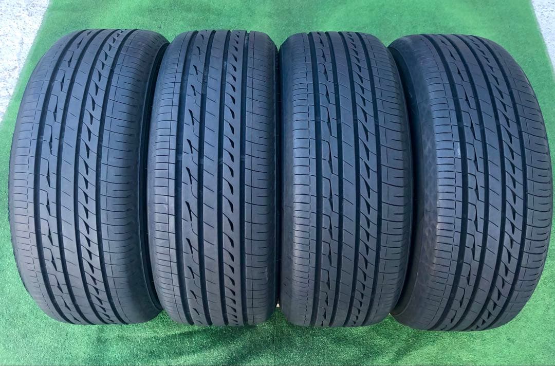 225/50 R17 BRIDGESTONE REGNO ラジアルタイヤ