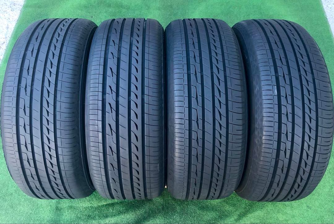225/50 R17 BRIDGESTONE REGNO ラジアルタイヤ