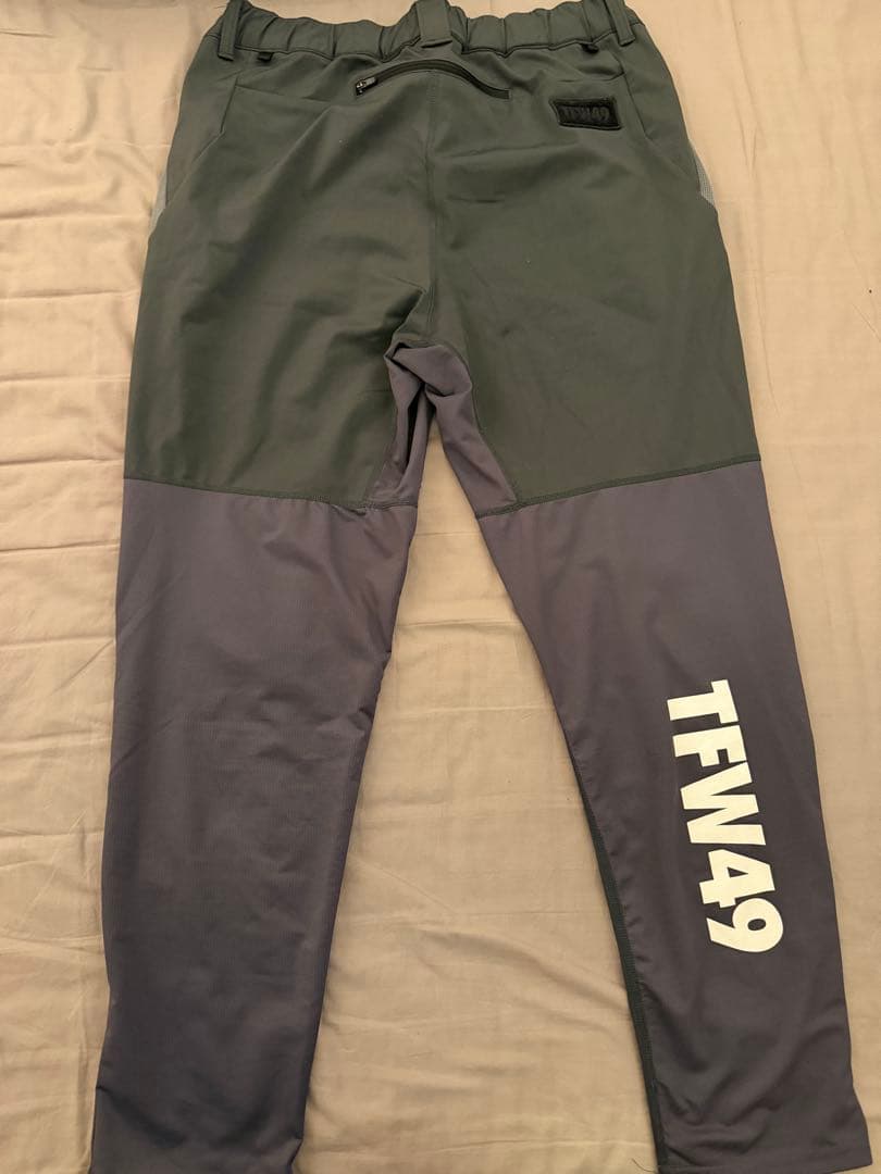 TFW49 STRETCH HYBRID PANTS チャコール　L