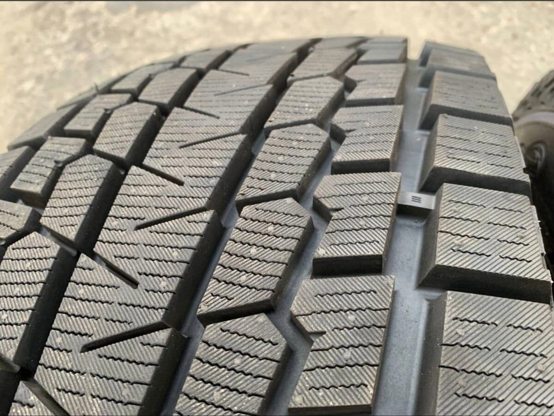 現行 限界お値下 ほぼ新品 315 75 16 スタッドレス タイヤ ランクル