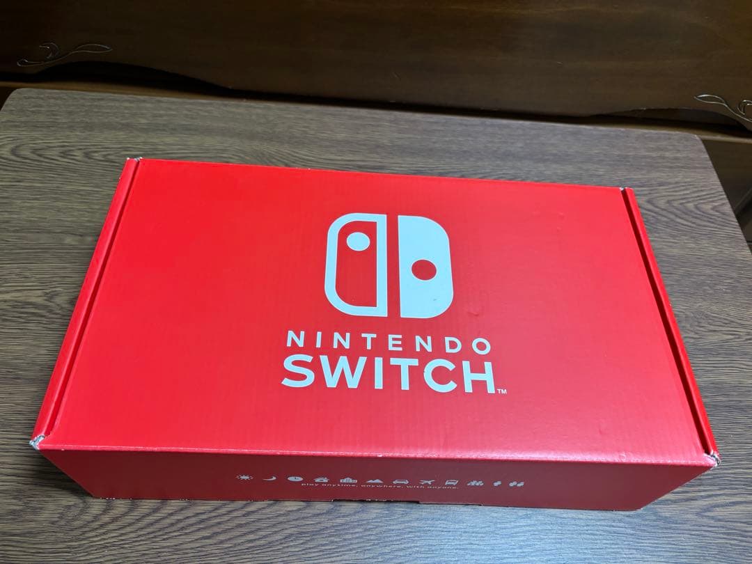 値下げ！Nintendo Switch 赤/黄 本体 + 付属品