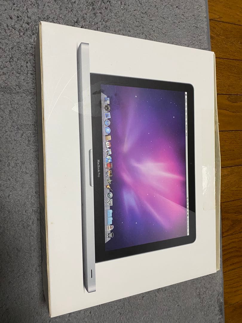 Apple MacBook Proシルバー 本体と付属品 一式 ジャンク扱い