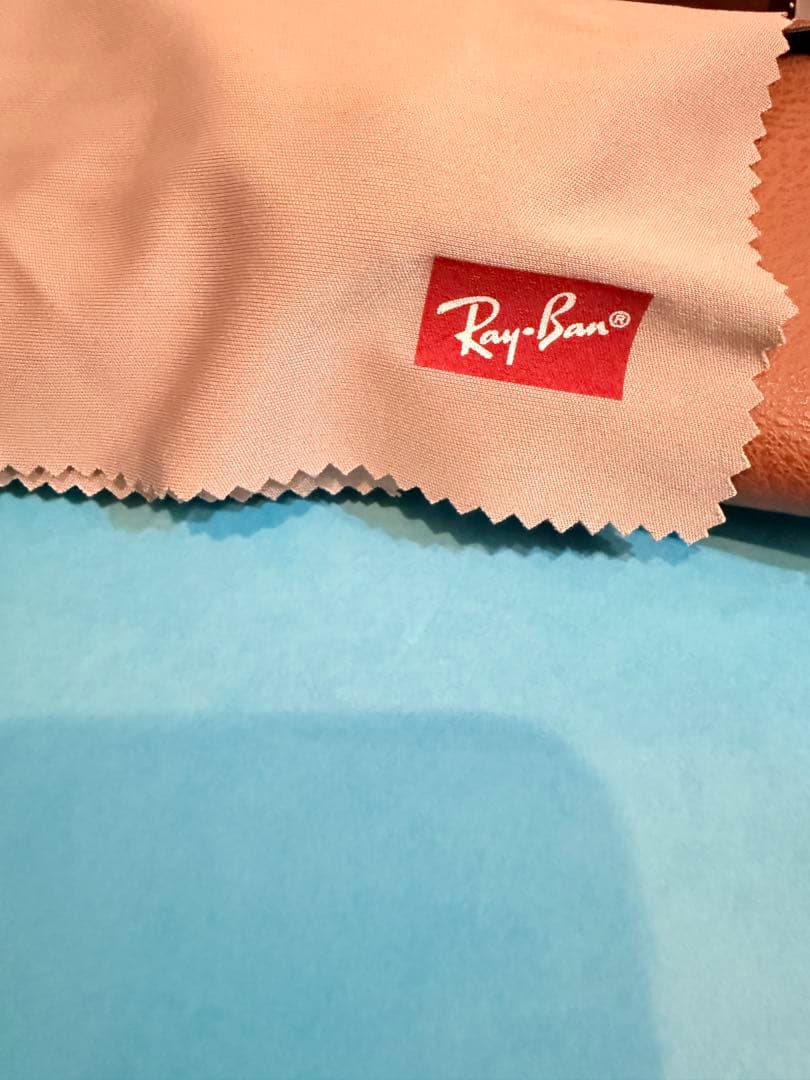 Ray-Ban Wayfarer ブラウン サングラス