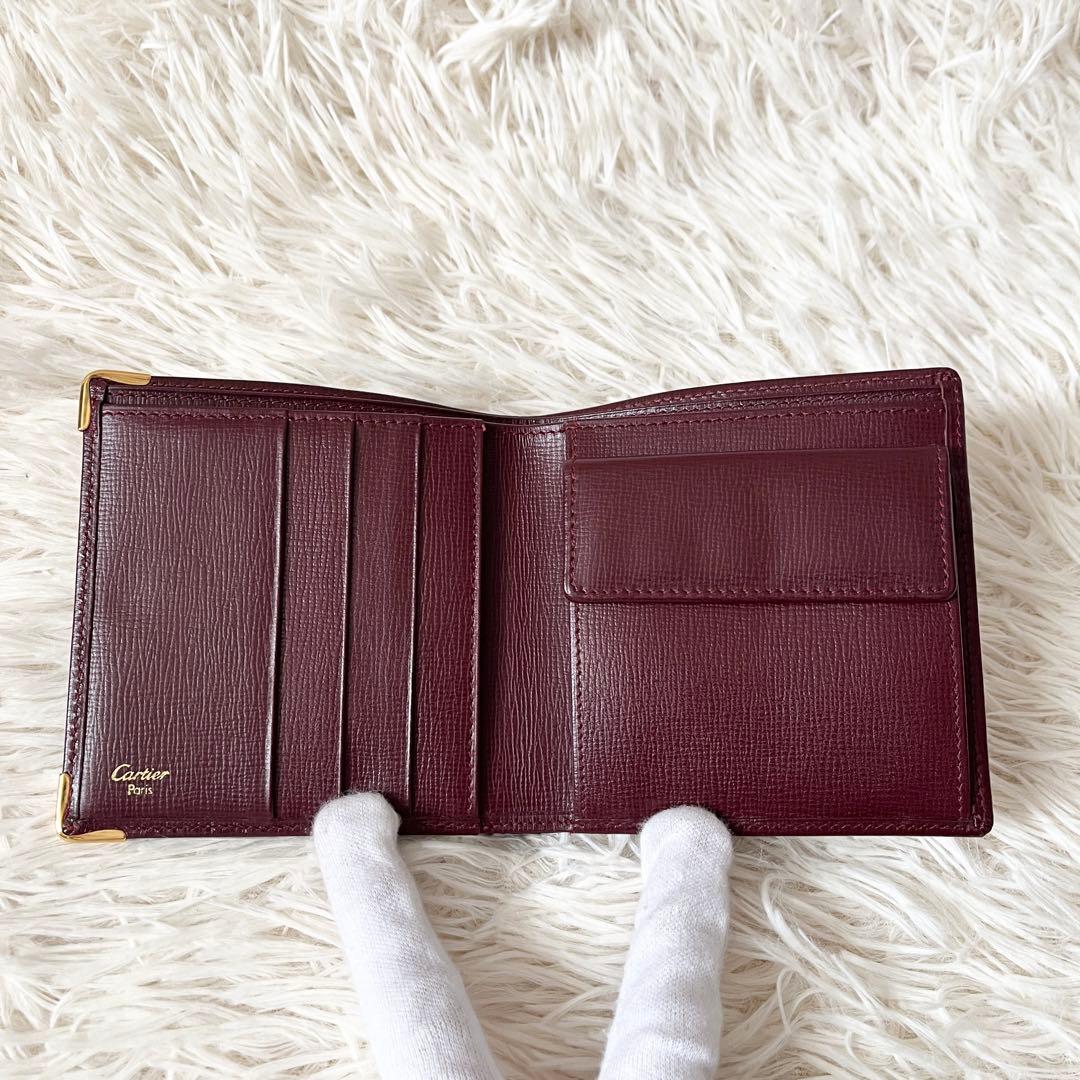 新品✨Cartierカルティエ　二つ折り財布　ボルドー　レザー　マストライン