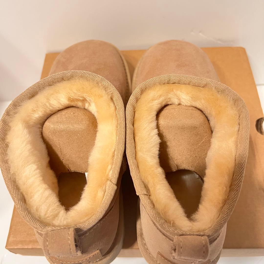 UGG【アグ】クラシック ウルトラミニプラットフォーム 3㎝ サンド 25㎝
