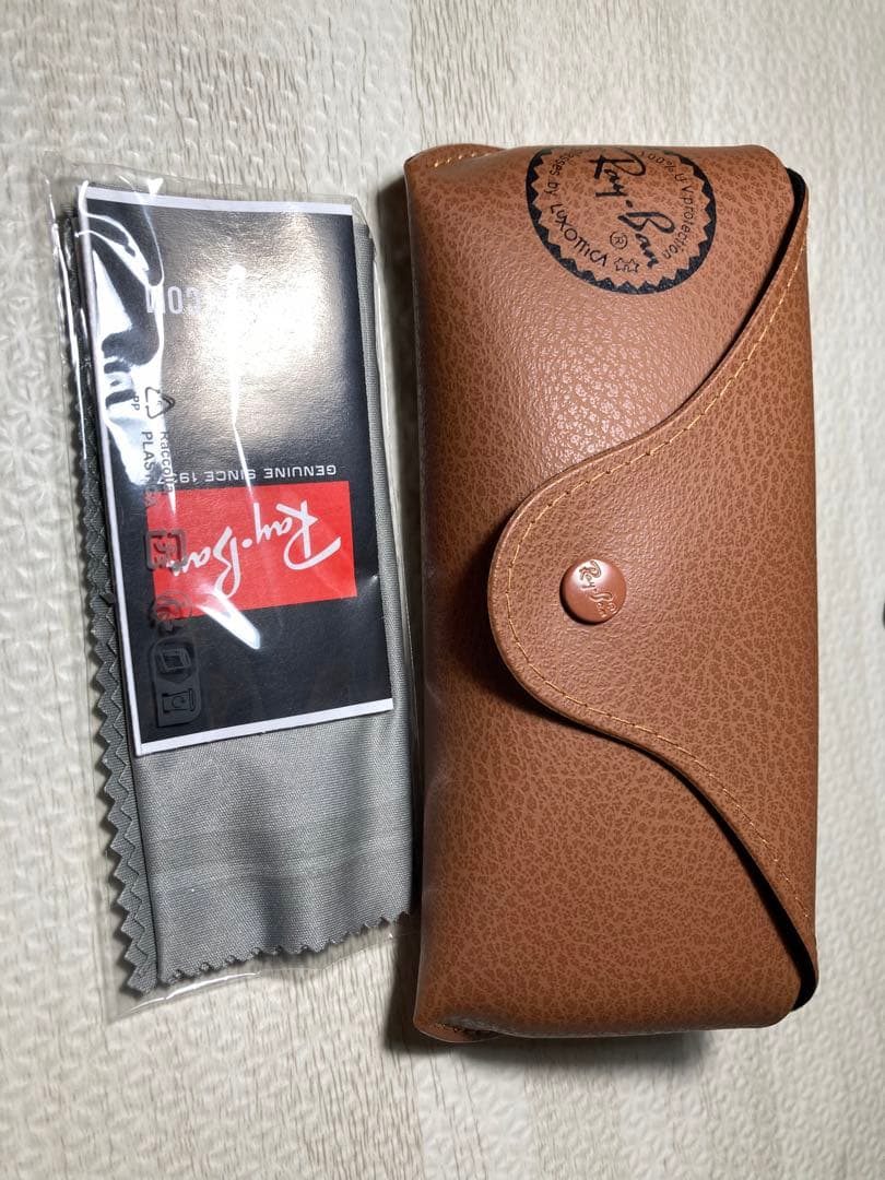 Ray-Ban サングラス　ニューウェイファーラーRB2132F 601/64