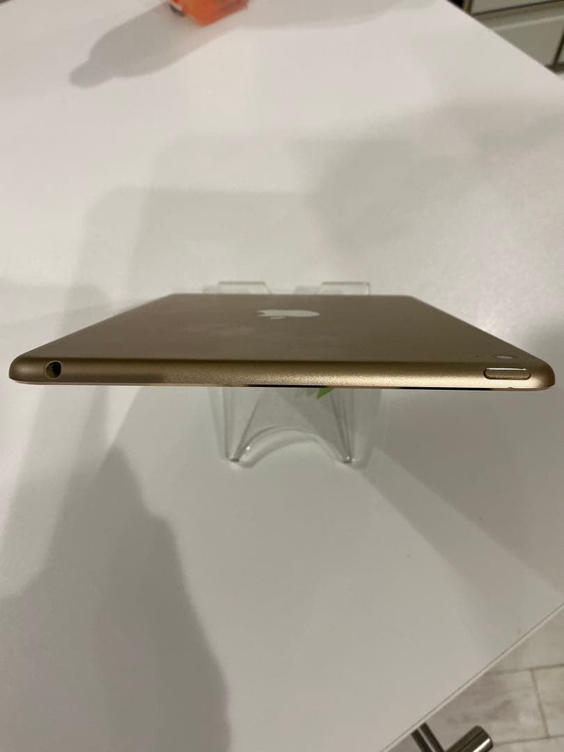 ipad mini4 64G ゴールド 中古