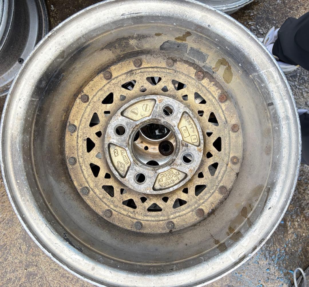 旧車アルメックス Y3A 13x6J +12ゴールド メッシュ PCD114.3