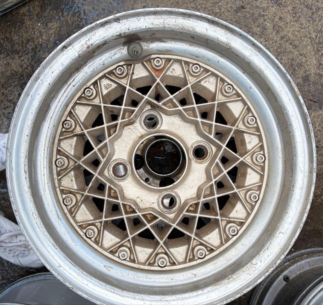旧車アルメックス Y3A 13x6J +12ゴールド メッシュ PCD114.3