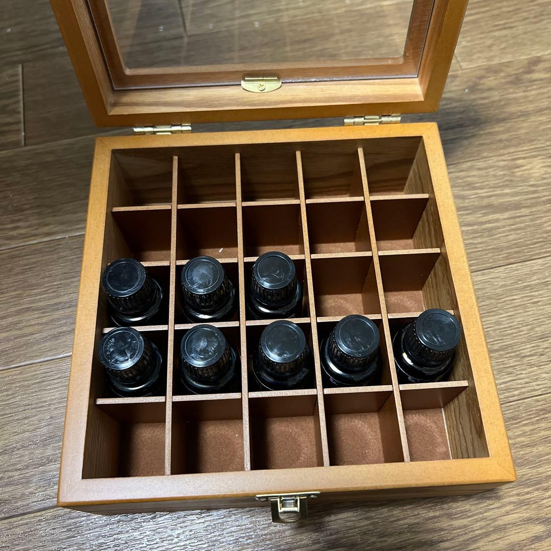新品未開封　doTERRA エッセンシャルオイル 8本セット 木製ケース付き