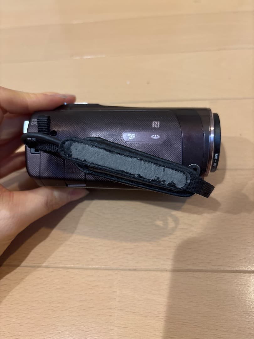 Sony Handycam HD ビデオカメラ バッテリー　充電器付