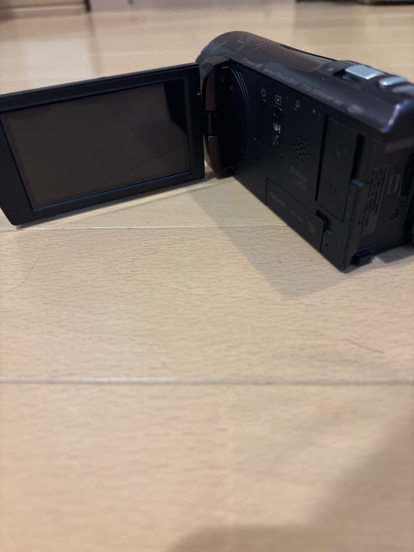 Sony Handycam HD ビデオカメラ バッテリー　充電器付