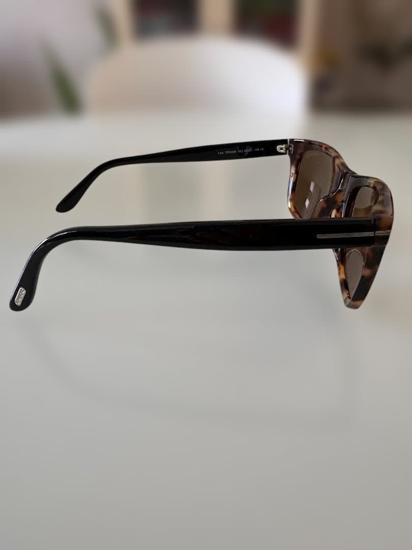 TOM FORD サングラス LEO FT9336 55J 52