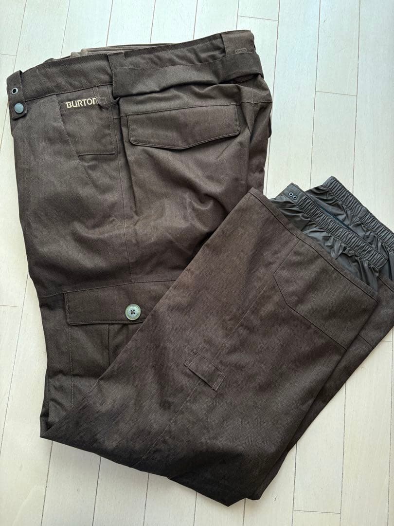 ★未使用★BURTON 大きいサイズLスノボウェア バートンパンツ スノウウェア
