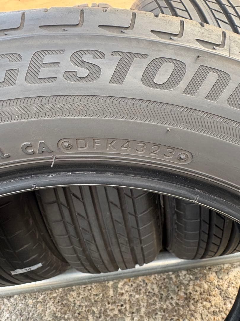 185/60R15 BRIDGESTONE EP150中古タイヤバリ溝