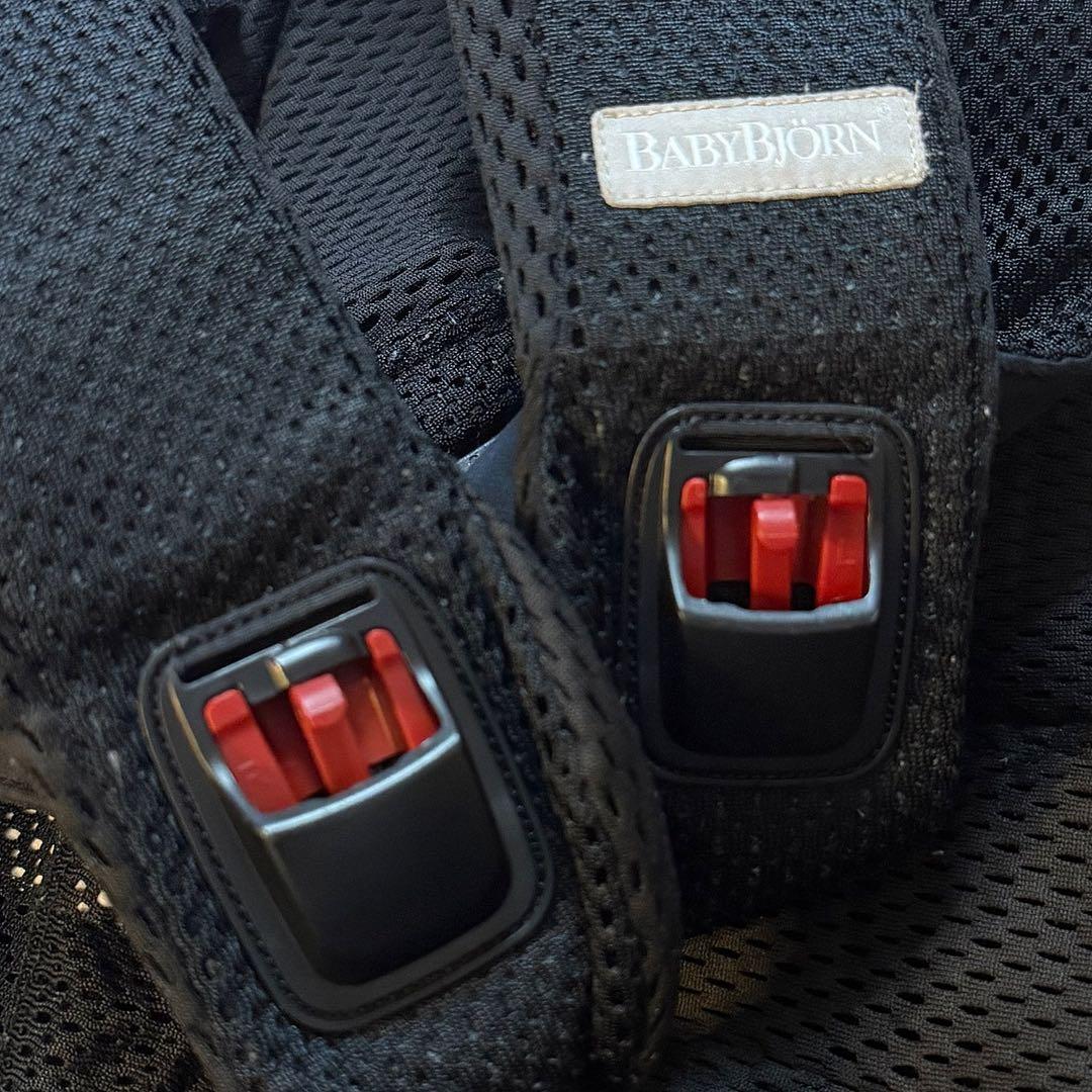 美品【Baby Bjorn】ベビーキャリアONE KAI AIR BLACK