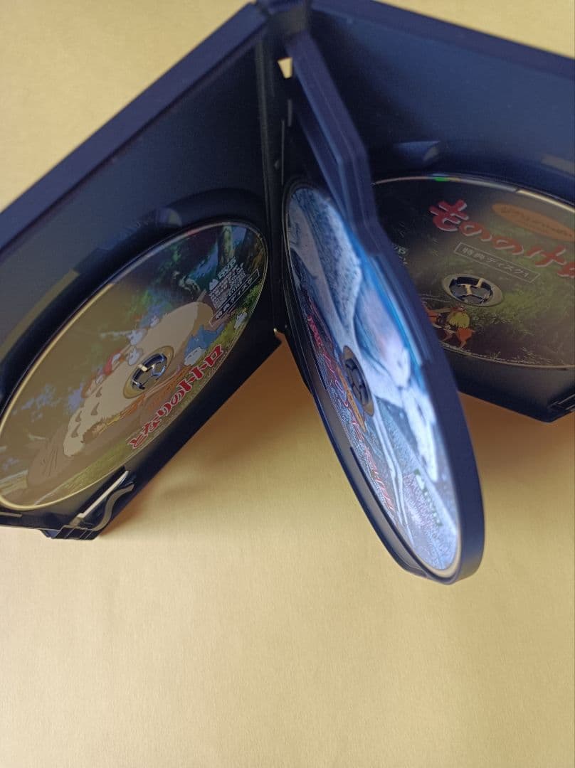 DVD　ジブリ　4枚セット　特典ディスク　本編視聴可能　4枚収納ケース付　宮崎駿