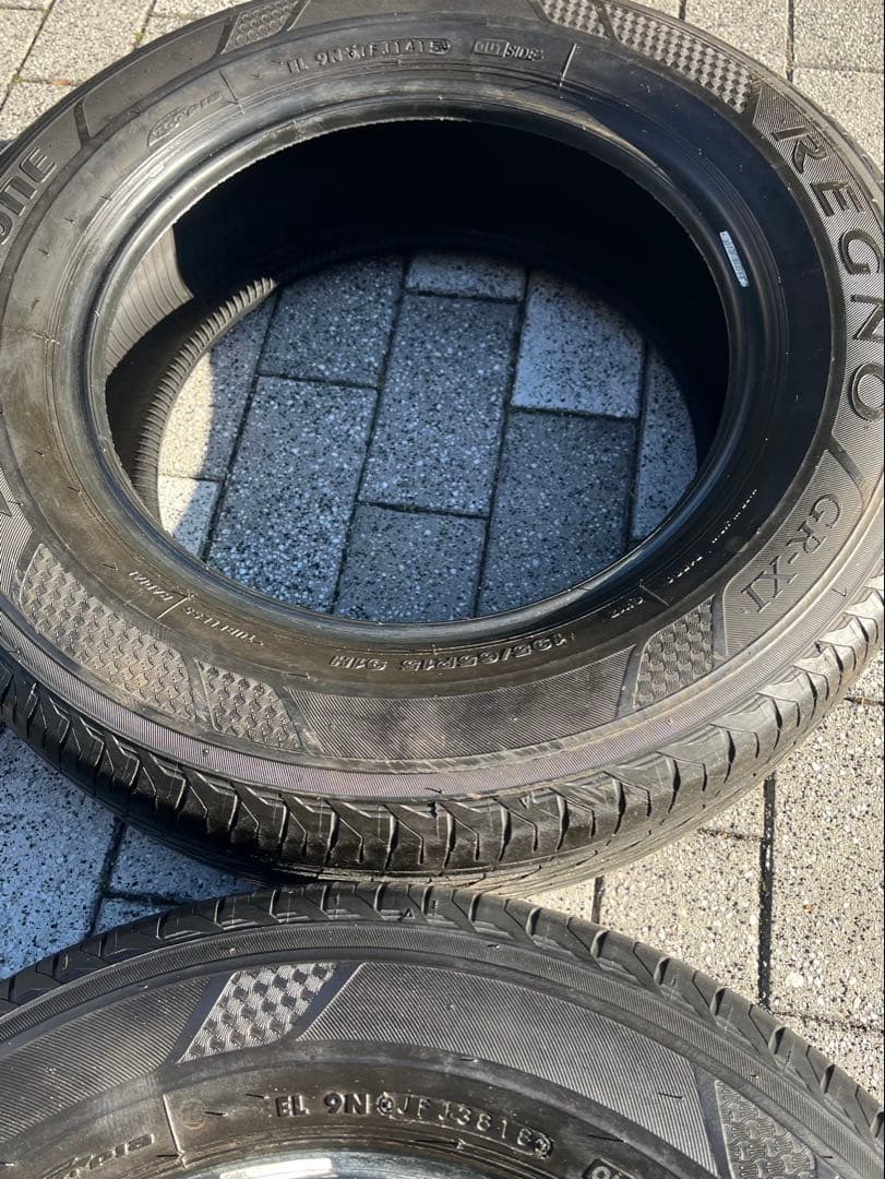 バリ溝 ブリヂストン レグノ GR-XI 195/65R15 4本 プリウス