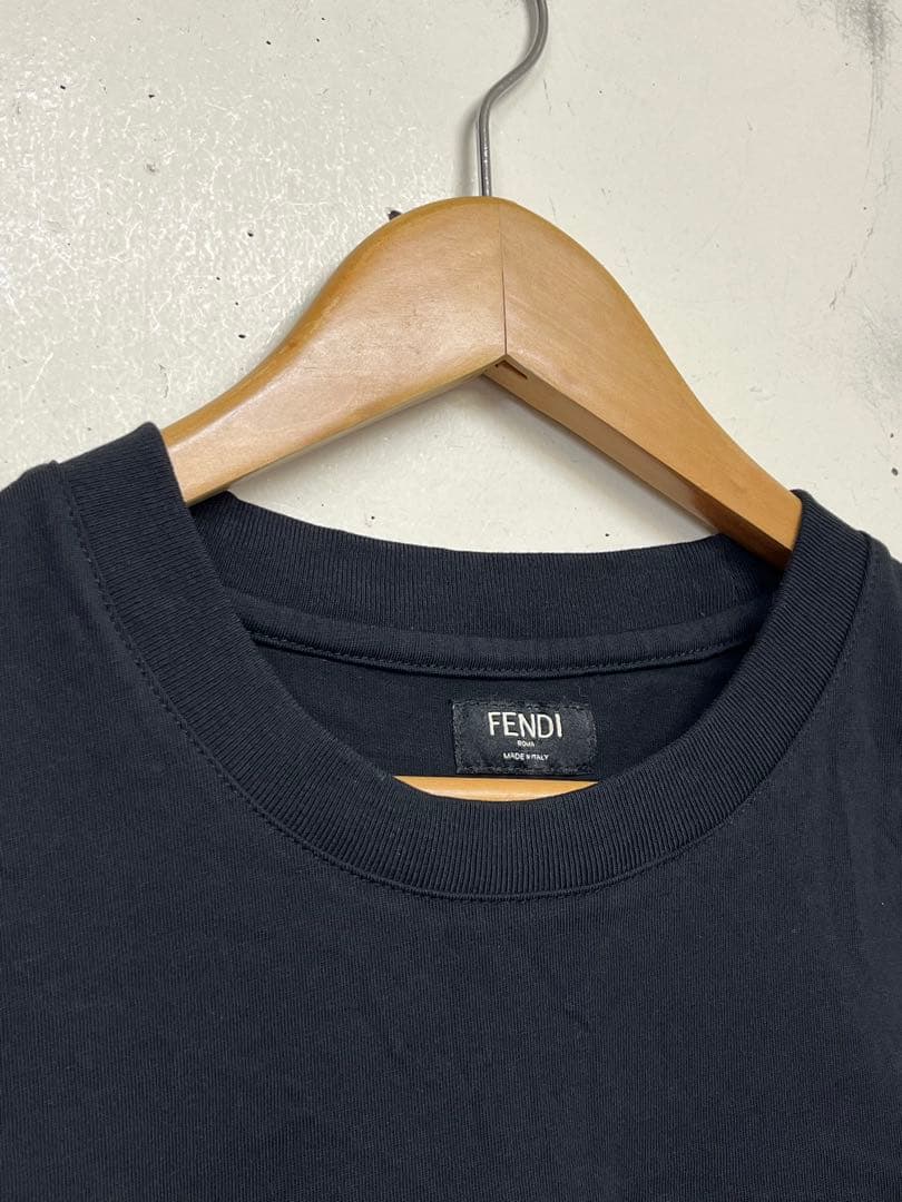 FENDI ROMA イタリー製 立体ロゴ 半袖tシャツ 黒 メンズL
