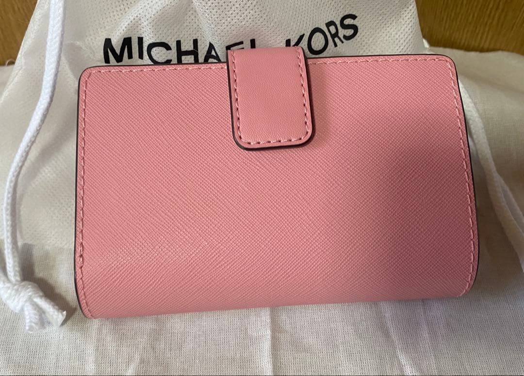 【新品 未使用】MICHAEL KORS ピンク 二つ折り財布