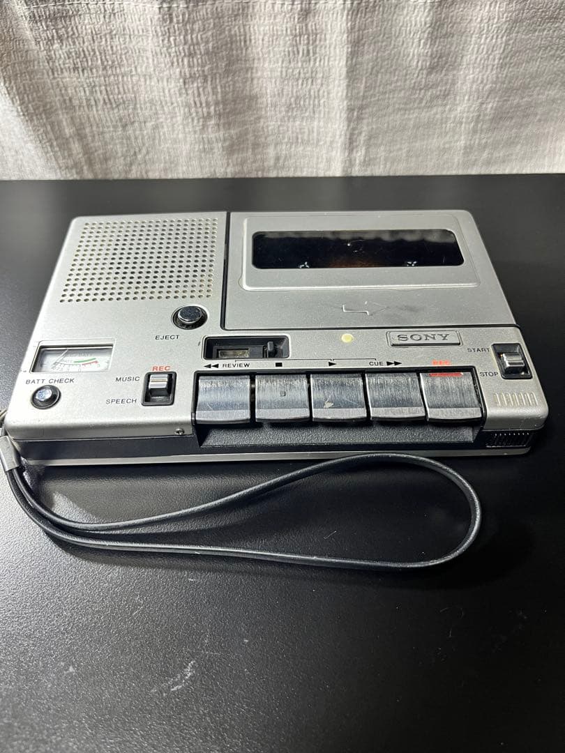 ♫ 通電確認済SONY カセットプレーヤー TC-1100 ACアダプター付