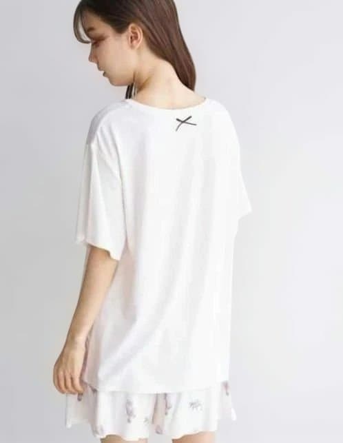 【ほぼ新品】gelato pique　CAT柄Tシャツ&ショートパンツセット