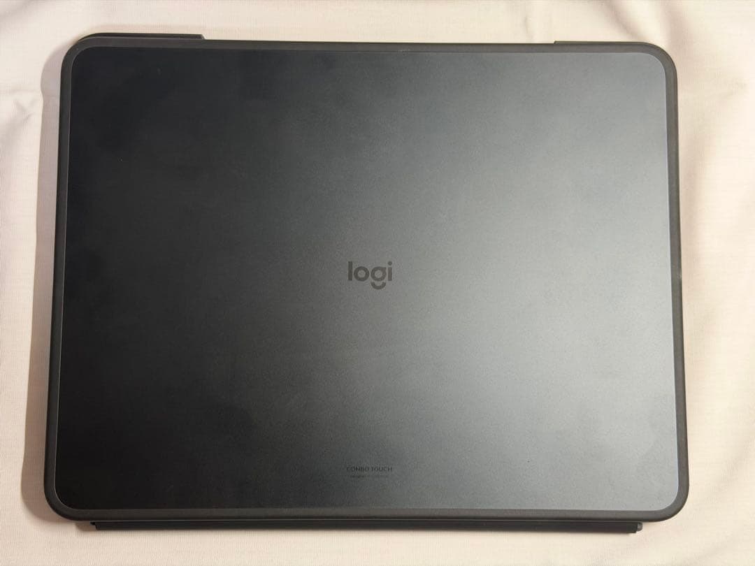 iPadアクセサリー Logicool Combo Touch Keyboard Case