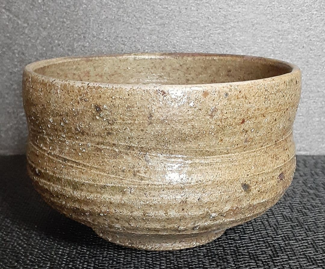 信楽出身　益子窯　名工【三代寺坂常楽】作　
灰釉　茶碗　抹茶茶碗　茶道具　茶器