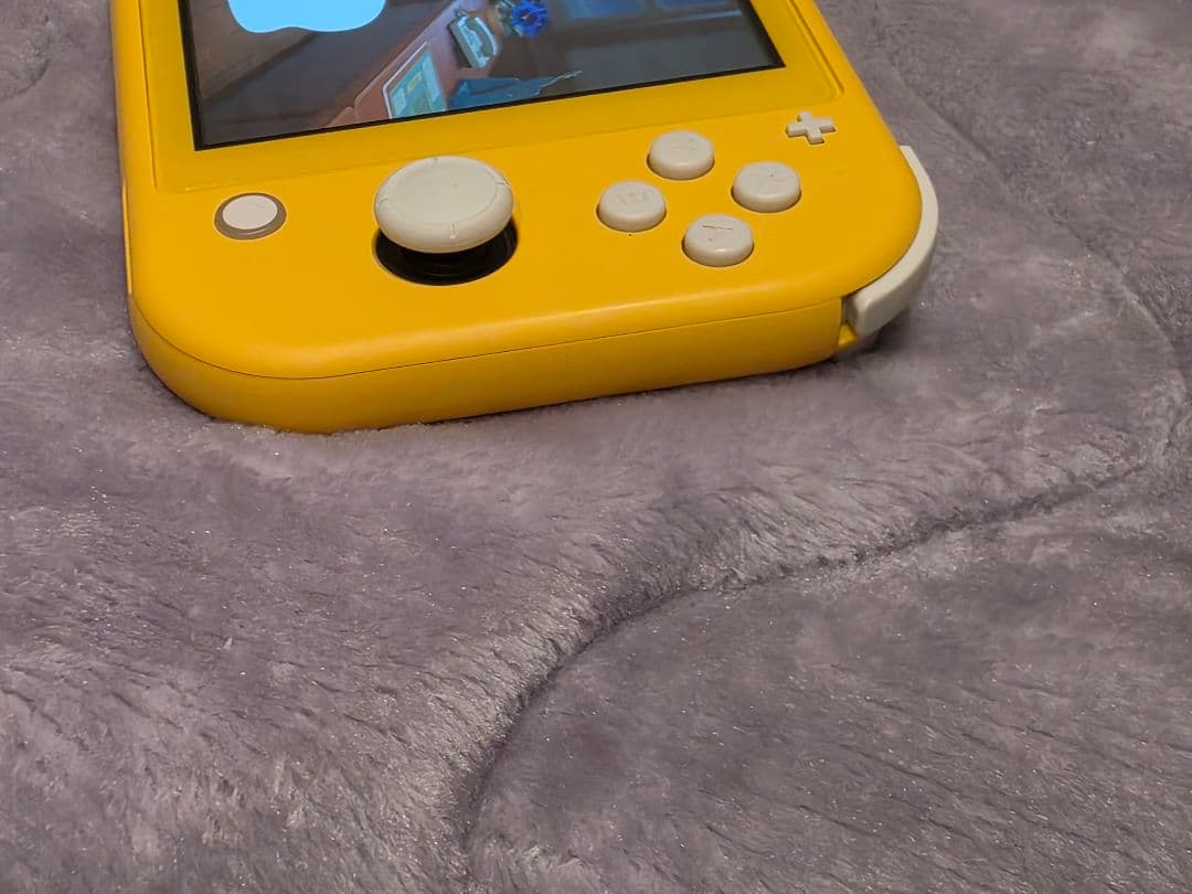 Switchライト イエロー
