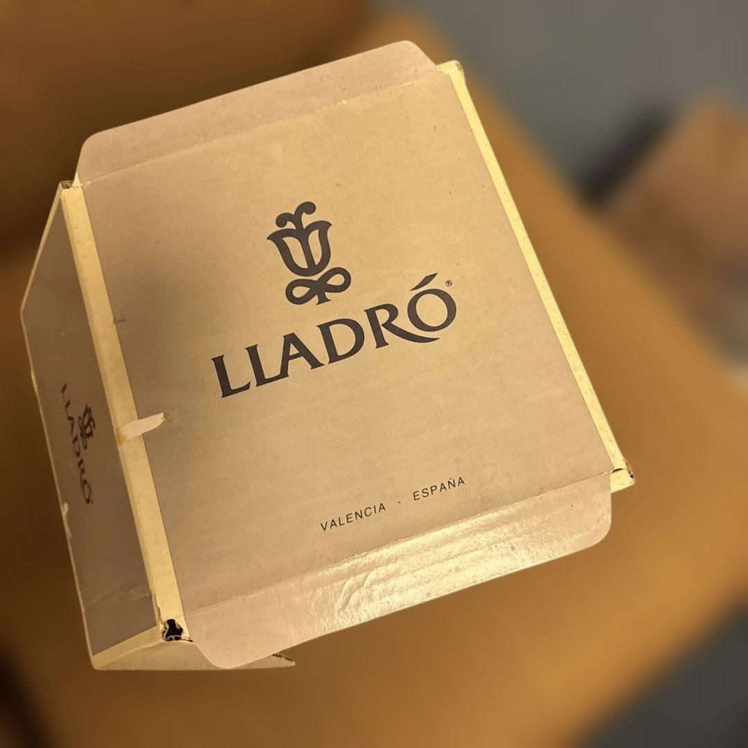 Lladro 少女像 ポーセリン製