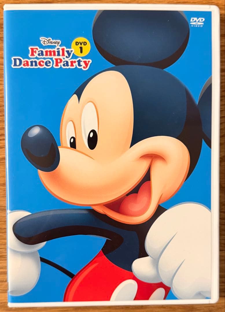 12/5朝まで値下げ　CD未開封 DWE Family Dance Party