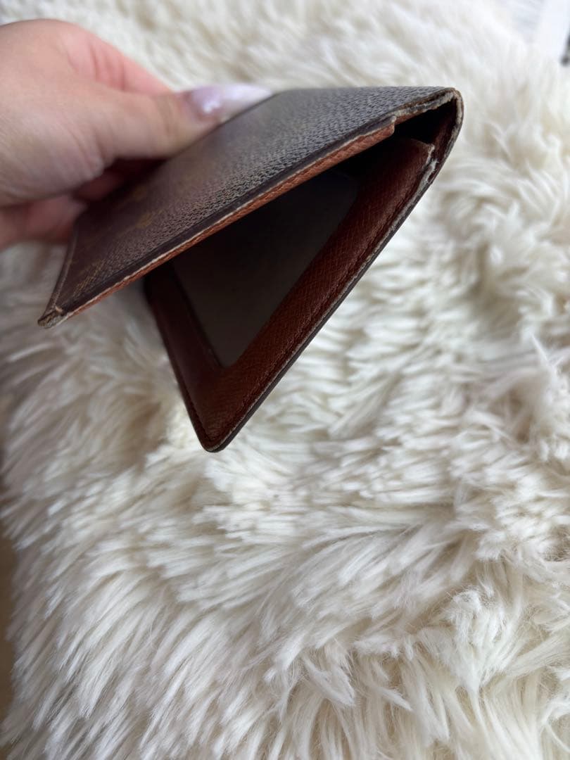 LOUIS VUITTON ルイヴィトン　名刺入れ　二つ折り　モノグラム