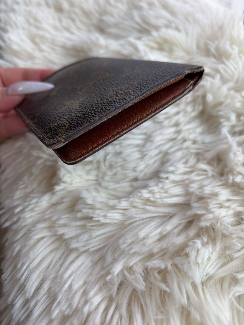 LOUIS VUITTON ルイヴィトン　名刺入れ　二つ折り　モノグラム