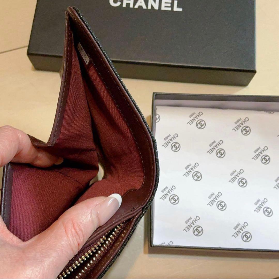 CHANEL 本革ノベルティブラック 二つ折り財布