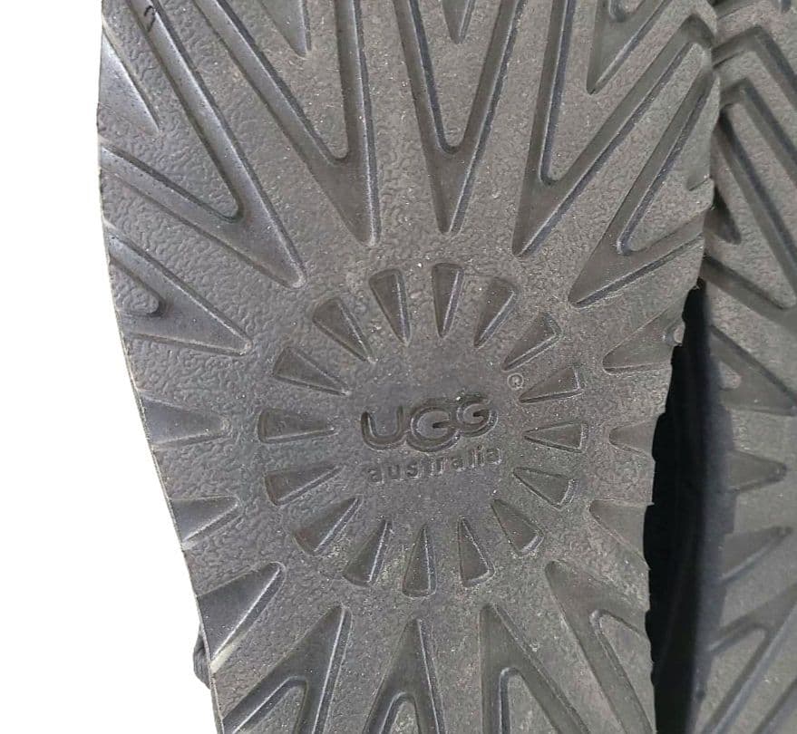 【レア！】UGG クラシックショートシークインブーツ 23.0総スパンコール