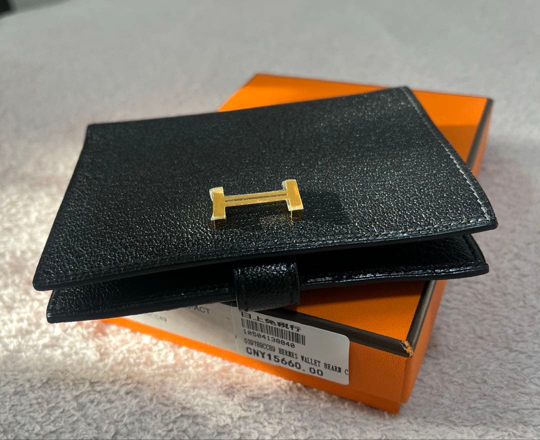 【HERMÈS・未使用】エルメス ベアンコンパクト 黒×ゴールド金具