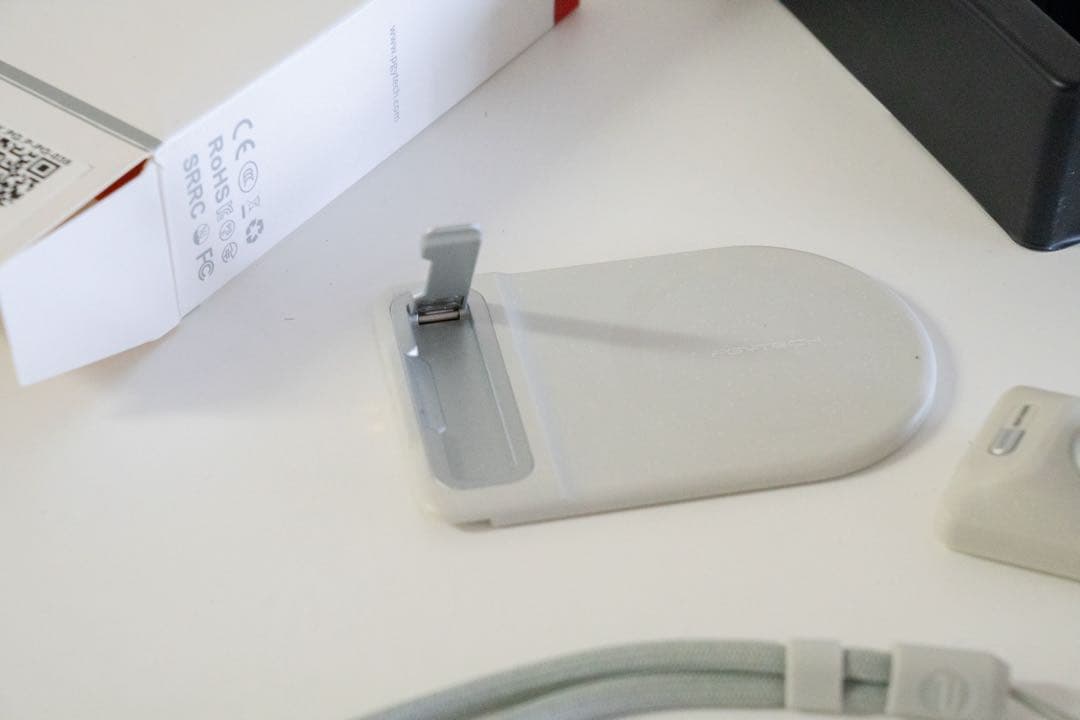 PGYTECH MagCam Phone Gripとライトセット