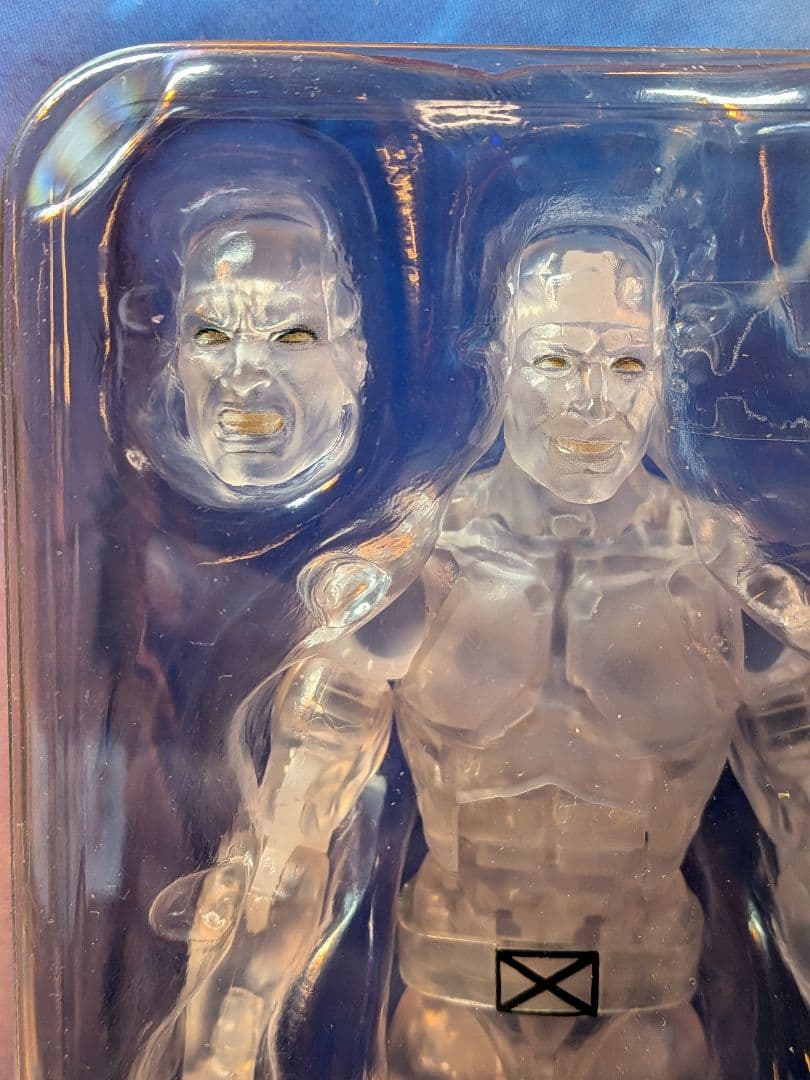 新品未使用未開封 マーベル・レジェンズ Iceman フィギュア