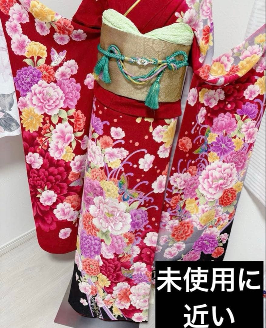 未使用に近い 正絹振袖フルセット 赤地 牡丹 刺繍 金彩