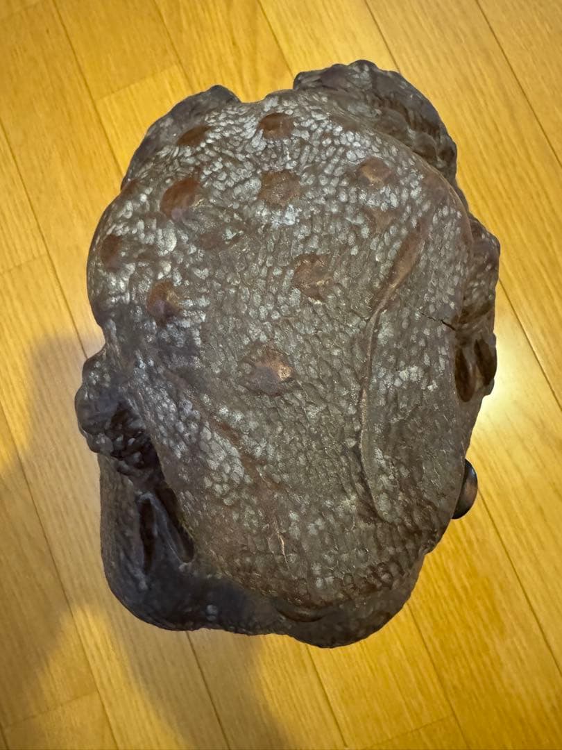 木製カエル彫刻 約15cm