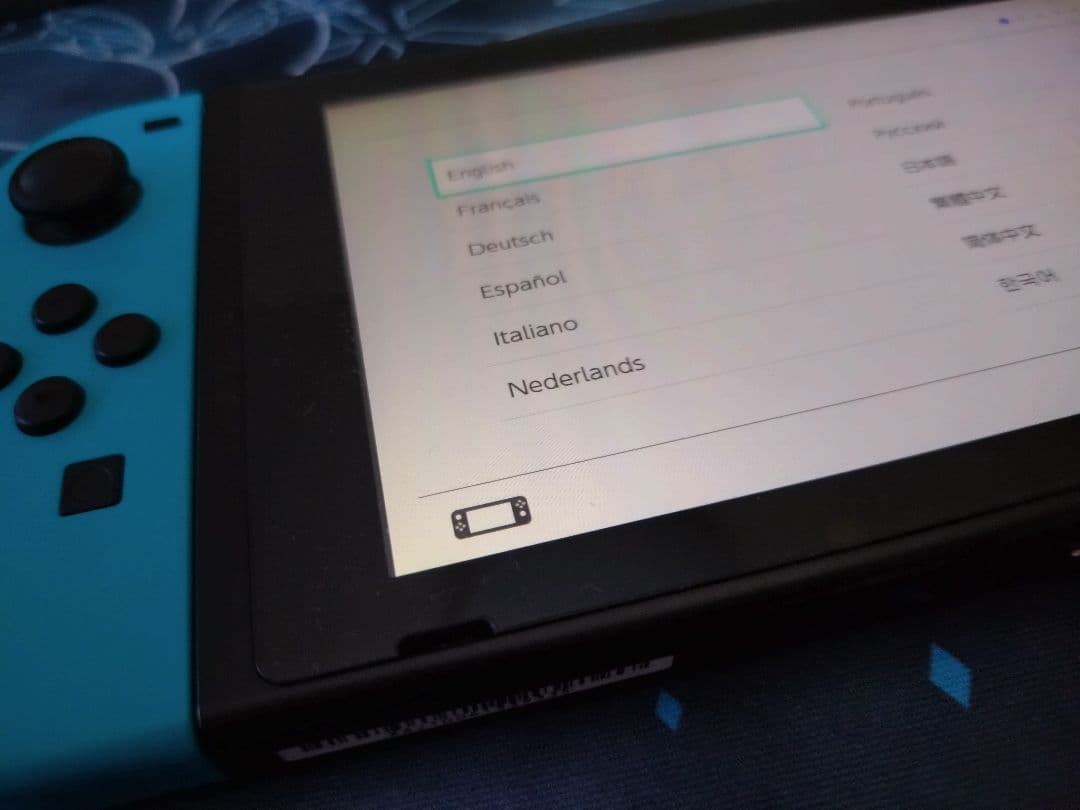 Nintendo Switch 本体 青/赤セット ケース付き