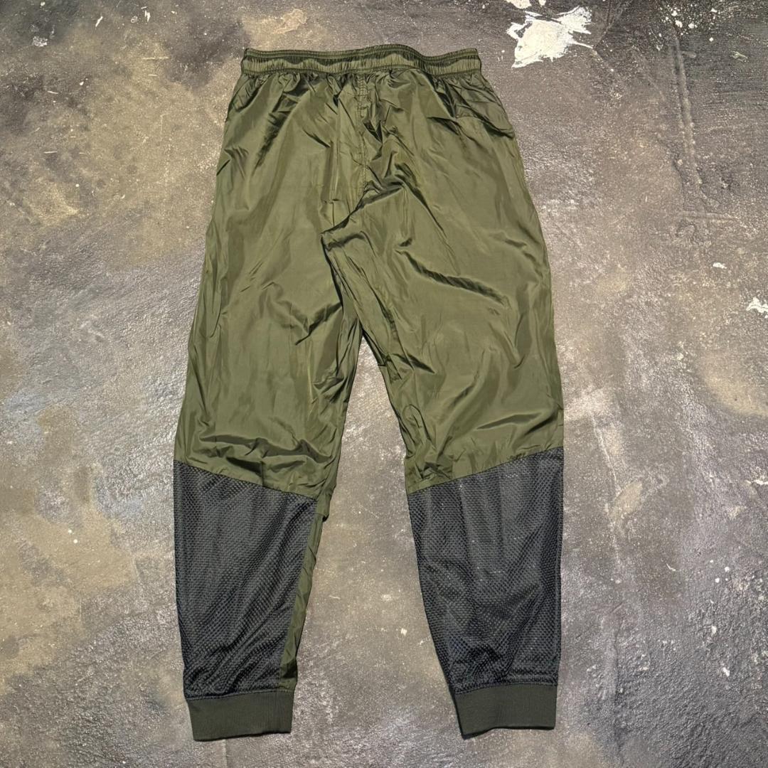 UNDER ARMOUR アンストッパブルウィンドブレーカー＆パンツ 上下セット