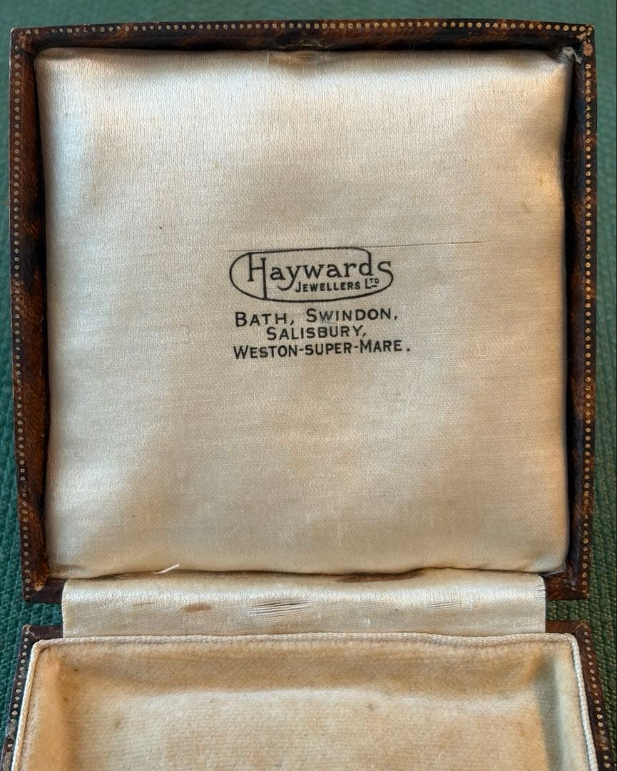 【英国製】『Haywards Jewellers製』アンティークジュエリーケース