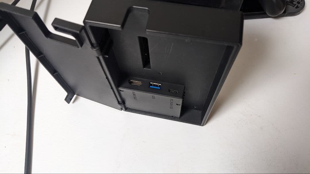 Nintendo switch モンハンライズエディション　プロコン、スマブラ付