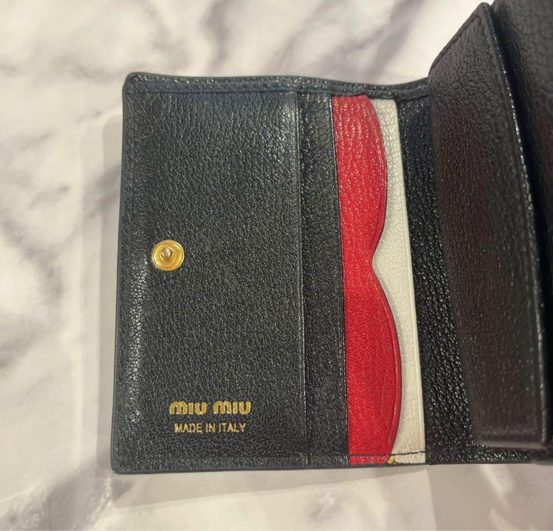 y*様 MIU MIU ブラック 二つ折り財布