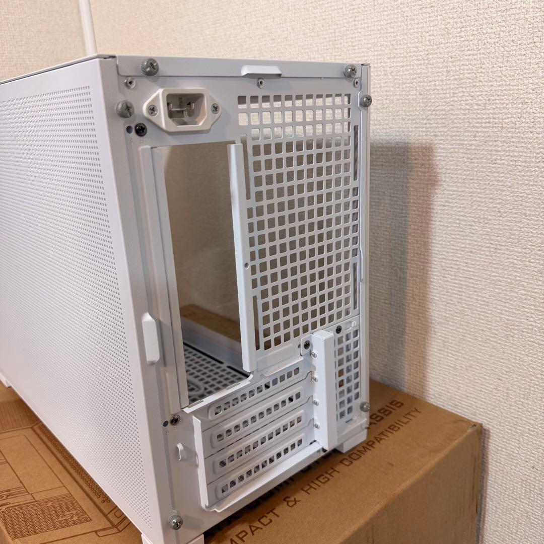 PCケース(自作PC用) jonsbo d32 pro