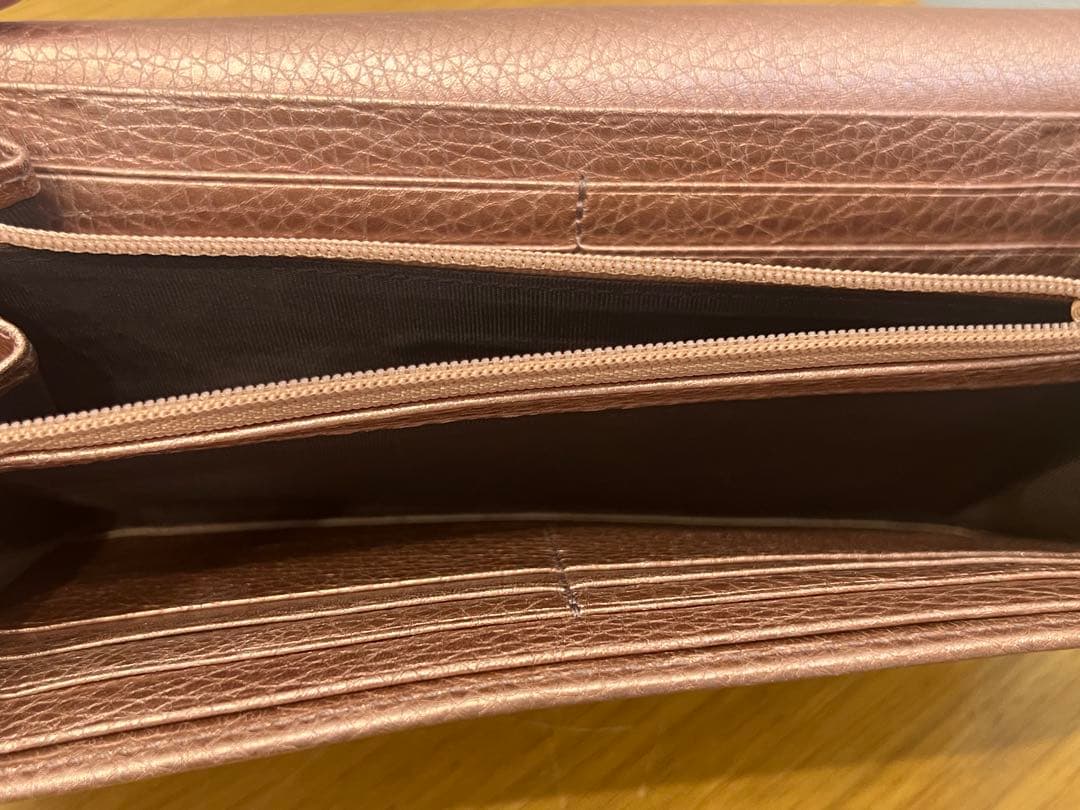 ◆GUCCI グッチ ソーホー 2つ折り 長財布 レザーメタリック USED品◆