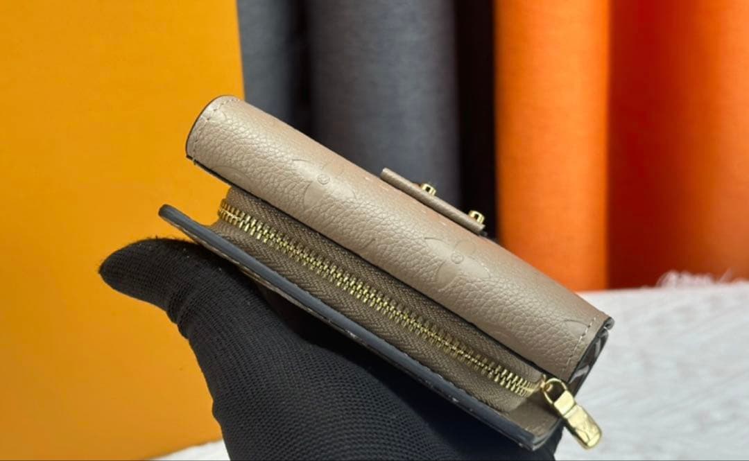 専用です☆ベージュ系 三ツ折リ財布