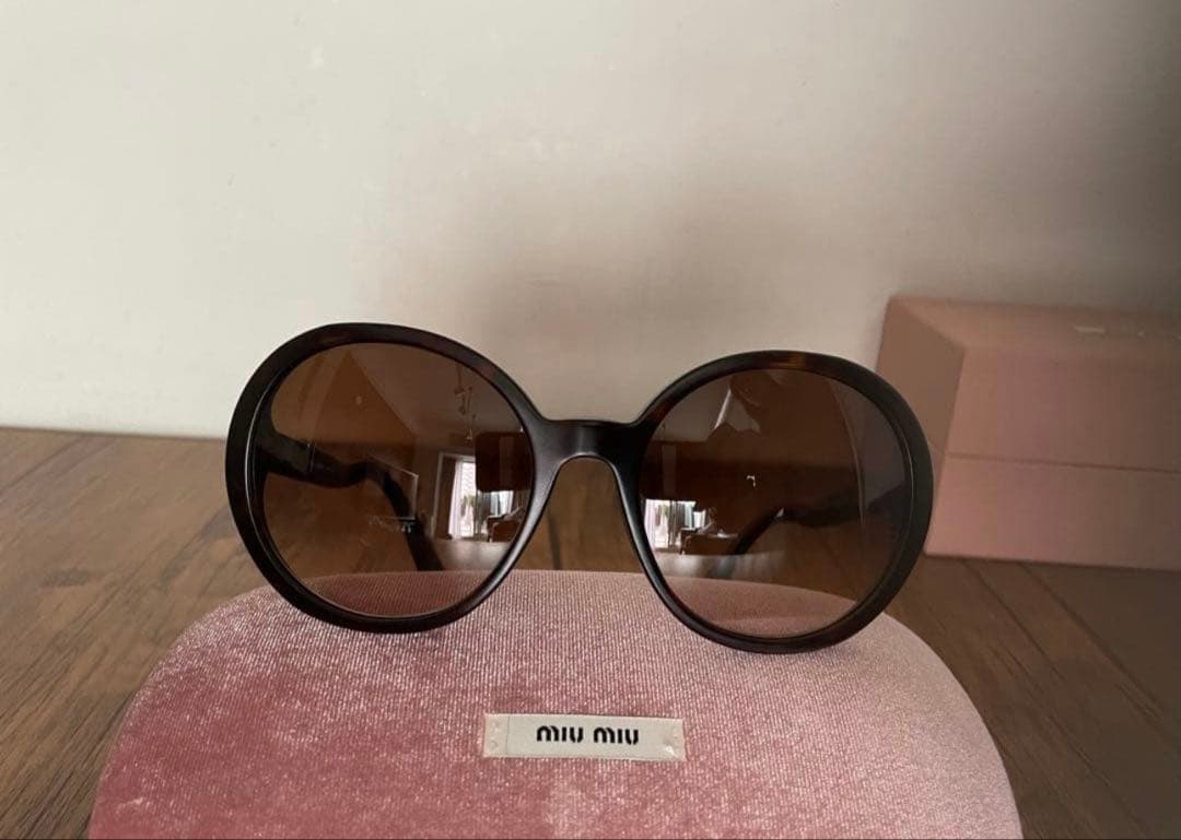 miumiu サングラス 証明書付き